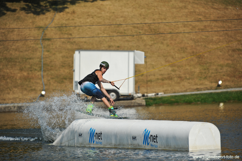 Wakeboard].134